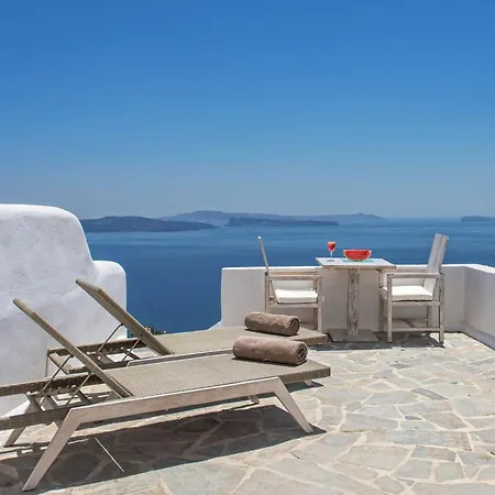 The Ivory In Santorini *