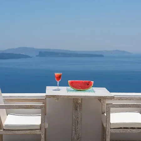 The Ivory In Santorini イア