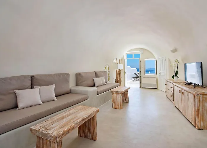 The Ivory In Santorini 이아